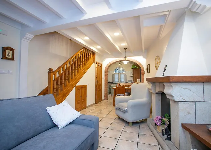 La Casuca De Escalerillas * San Vicente De La Barquera