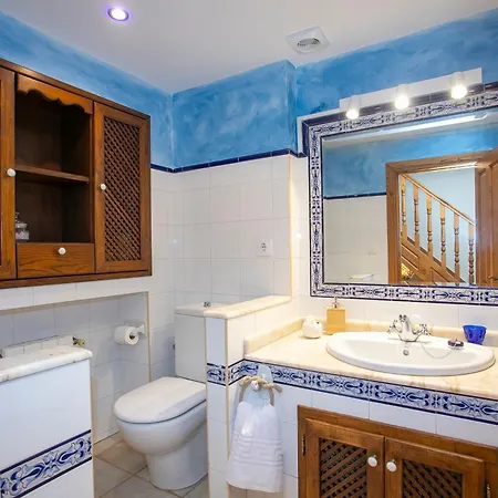 La Casuca De Escalerillas * San Vicente De La Barquera